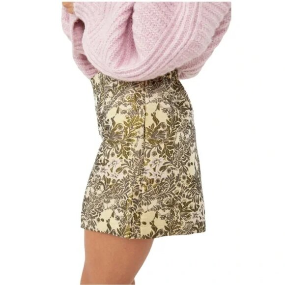 Free People Shine Like A Shorty Jacquard Brocade Shorts Gold Women's Sz S B9 - Picture 15 of 16